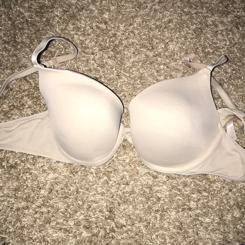 Victorias secret push up bra: size 34C